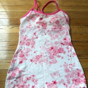 Lululemon flower top